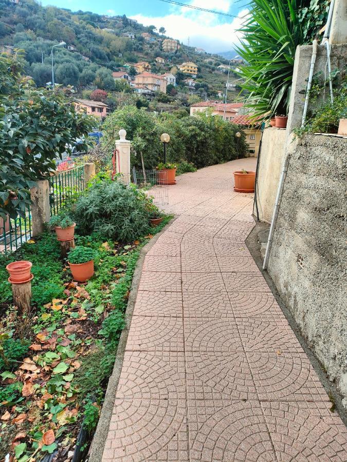 Casa Sanremo Tiziano Parking Gratis Spiaggia 15 Minuti A Piedi Eksteriør bilde