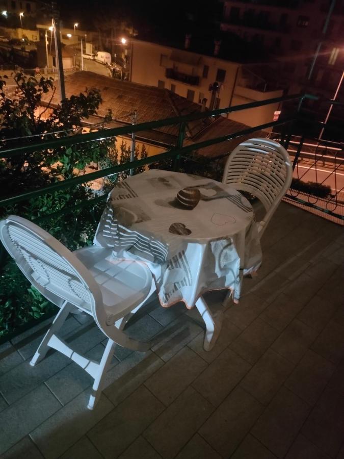 Casa Sanremo Tiziano Parking Gratis Spiaggia 15 Minuti A Piedi Eksteriør bilde